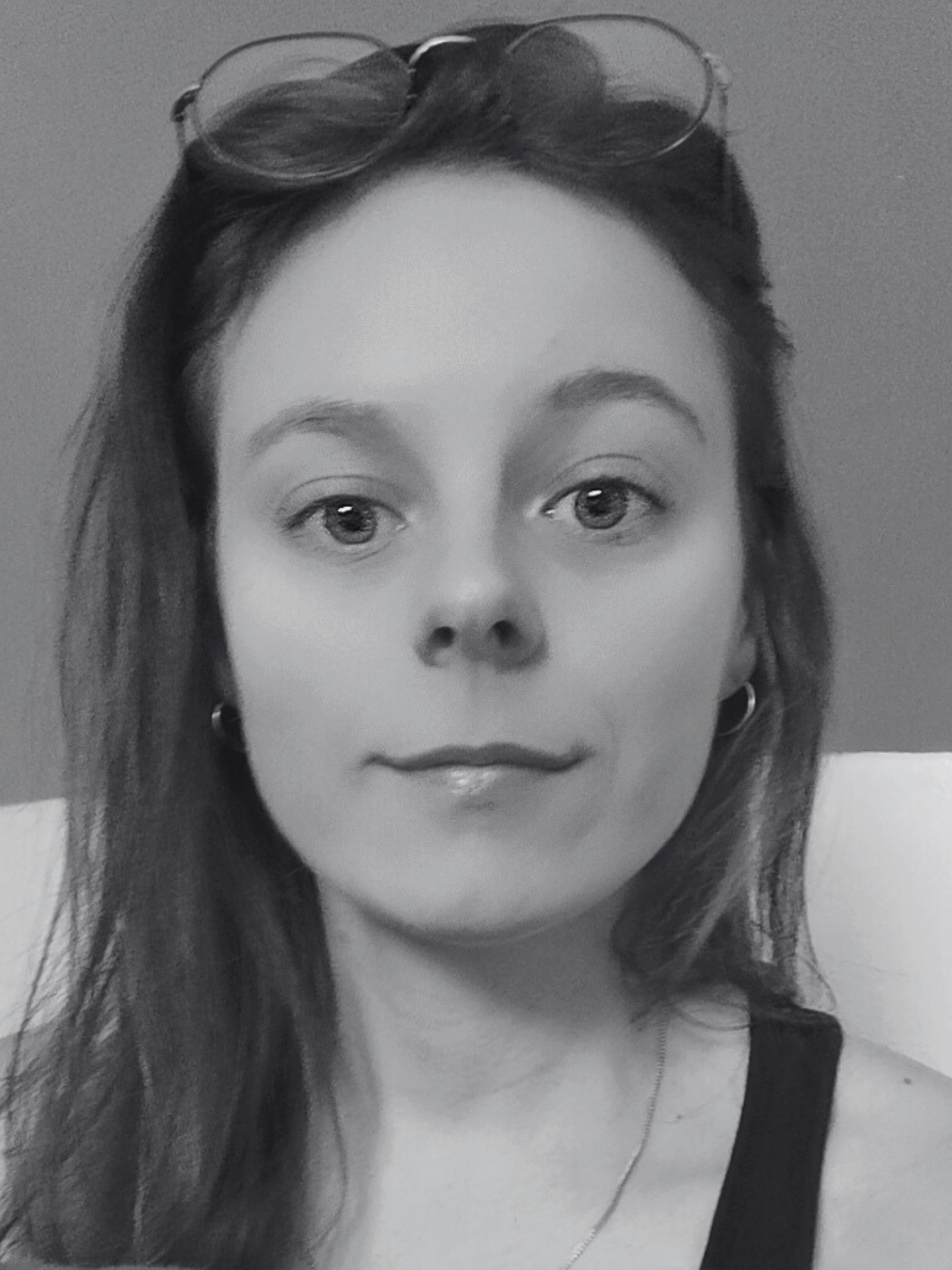 Portrait noir et blanc d'Anaïs Ruffier